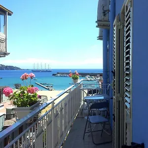 Nefele Giardini-Naxos